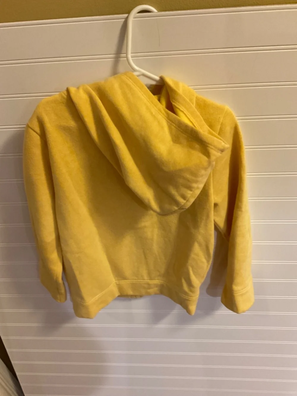 Old Navy Bundle Yellow Hoodie Size: 5T & Denim Jeans Size: 4T Bundle Pre Owned